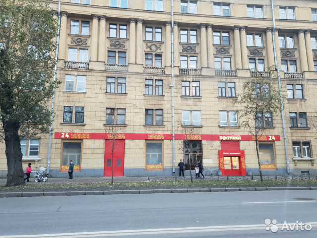 Снять торговую площадь 383 м2 г Санкт-Петербург, ул Зенитчиков, д 3 к 1 